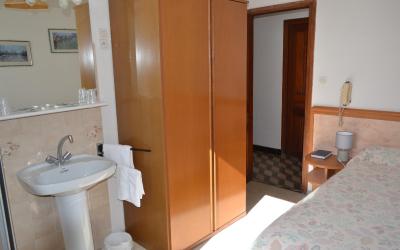 Chambre Double u00c9conomique avec Toilettes Communes
