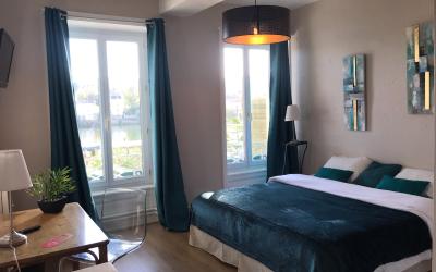 Chambre Lit King-Size Supu00e9rieure Chambre Lit King-Size Supu00e9rieure