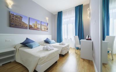 Camera Matrimoniale/Doppia con Letti Singoli con Bagno Privato