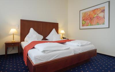 Doppelzimmer mit Blick auf den Innenhof