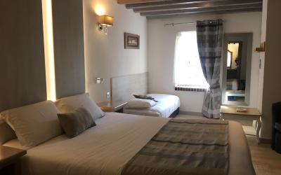 Chambre Triple Supu00e9rieure Chambre Triple Supu00e9rieure