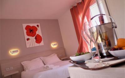 Chambre Double avec Salle de Bains Privative Chambre Double avec Salle de Bains Privative