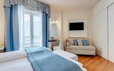 Camera Matrimoniale con Vista Mare Completa