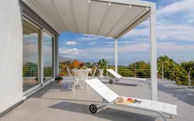 Villa con Vista Mare