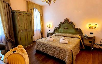 Camera Superior Matrimoniale/Doppia con Letti Singoli 