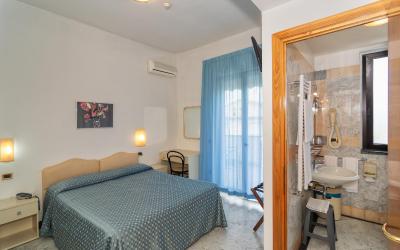 Camera Superior Matrimoniale/Doppia con Letti Singoli 