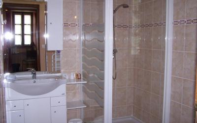 Chambre Familiale avec Salle de Bains Privative
