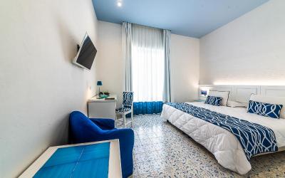 Camera Matrimoniale Comfort con Vista Mare Laterale e Accesso Spa