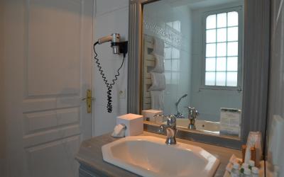 Chambre Familiale (2u00a0Adultes et 2u00a0Enfants) Chambre Familiale (2u00a0Adultes et 2u00a0Enfants)