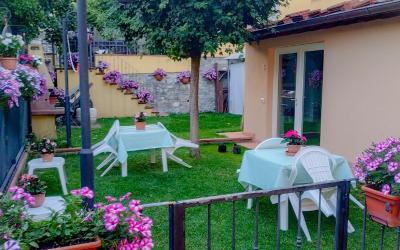 Camera Matrimoniale/Doppia con Letti Singoli con Bagno Privato