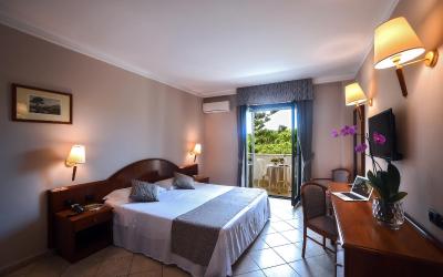 Camera Matrimoniale/Doppia con Letti Singoli