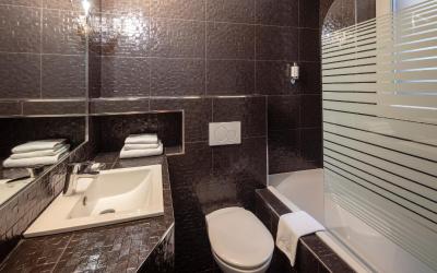 Chambre Double avec Baignoire Chambre Double avec Baignoire