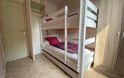 Hu00e9bergement Les Romarins