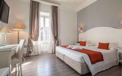 Camera Matrimoniale/Doppia con Letti Singoli