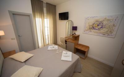 Camera Classic Matrimoniale/Doppia con Letti Singoli 