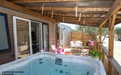 Mobile Home Cotignac (6u00a0Personnes) - Jacuzzi Privu00e9, Tu00e9lu00e9vision et Climatisation Mobile Home Cotignac (6u00a0Personnes) - Jacuzzi Privu00e9, Tu00e9lu00e9vision et Climatisation