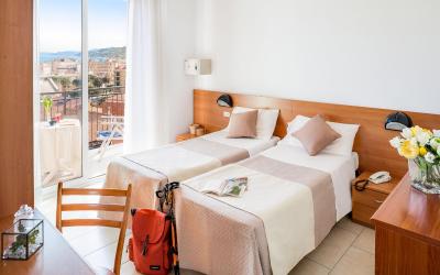 Camera Doppia con Letti Singoli con Vista Mare