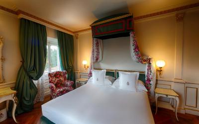 Camera Queen Superior