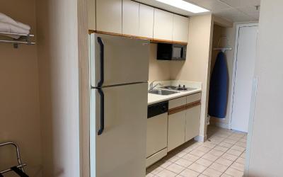 King Room with Kitchenette - South Building