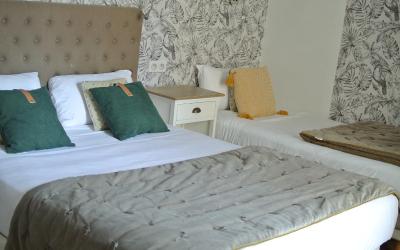 Chambre Triple avec Baignoireu00a0u2013 2 Lits Chambre Triple avec Baignoireu00a0u2013 2 Lits