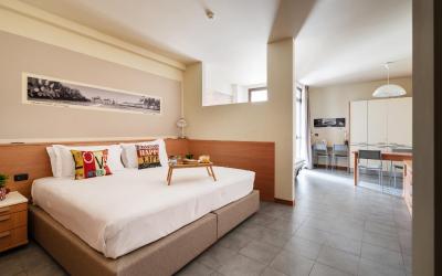 Camera Tripla Standard