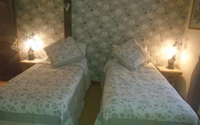 Chambre Lits Jumeaux - Vue sur Jardin Chambre Lits Jumeaux - Vue sur Jardin