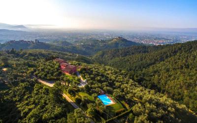 Villa con 5 Camere da Letto