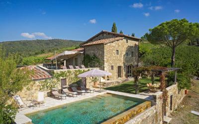 Villa con 4 Camere da Letto