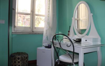 Camera Singola con Vista Giardino