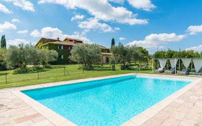 Villa con 6 Camere da Letto 