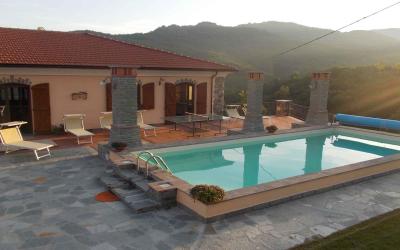 Villa con 4 Camere da Letto