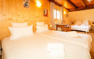 Chambre Familiale LISALA Chambre Familiale LISALA