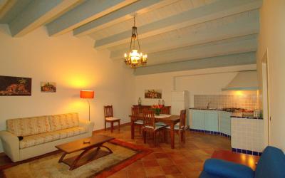 Appartamento con Vista Giardino - 1u00b0 Piano