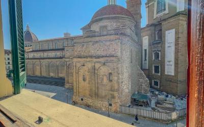 Camera Tripla con Vista Cittu00e0