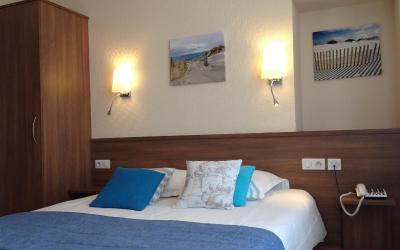 Chambre Double Accessible aux Personnes u00e0 Mobilitu00e9 Ru00e9duite