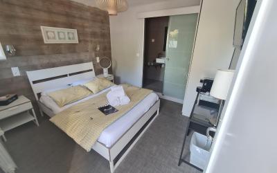 Chambre Double avec Terrasse Chambre Double avec Terrasse