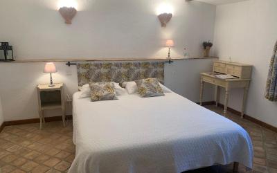 Chambre Triple avec Salle de Bains Privative