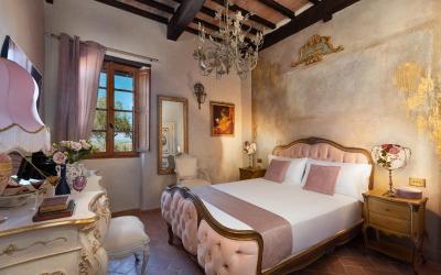 Camera Queen Superior