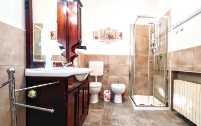 Camera Matrimoniale con Bagno Privato