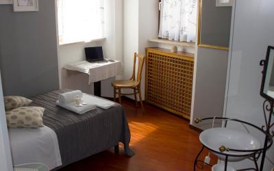 Camera Singola con Bagno in Comune