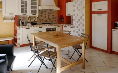 Appartamento con 2 Camere da Letto Appartamento con 2 Camere da Letto