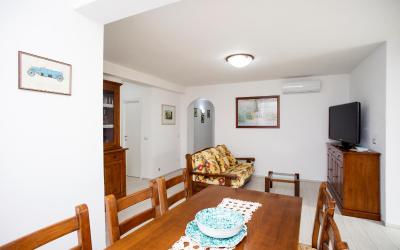 Appartamento con 2 Camere da Letto