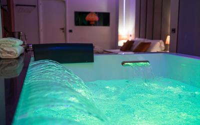 Camera Matrimoniale con Vasca Idromassaggio