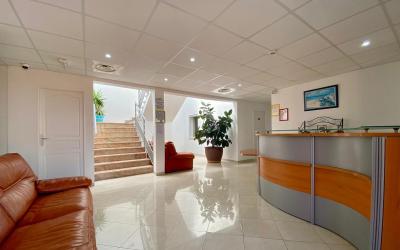 Chambre Triple - Accessible aux Personnes u00e0 Mobilitu00e9 Ru00e9duite