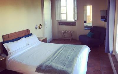 Camera Matrimoniale con Letto Supplementare