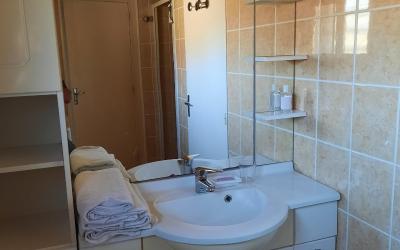 Chambre Double avec Salle de Bains Privative Chambre Double avec Salle de Bains Privative