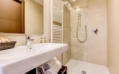 Camera Economy Matrimoniale/Doppia con Letti Singoli