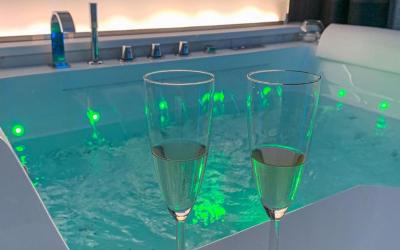 Camera Matrimoniale con Vasca Idromassaggio