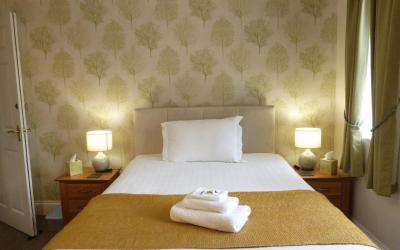 Small Double Room with Shower 