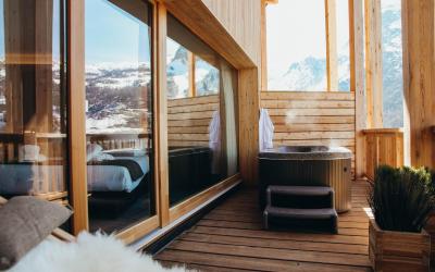 Chambre de Luxe Double ou Lits Jumeaux avec Baignoire Spa Chambre de Luxe Double ou Lits Jumeaux avec Baignoire Spa